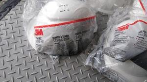 lot 43 image: 16 - 3M Brand Job Site Hard HatsSafety Helmets