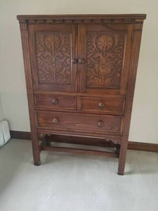 lot 14 image: Art Nouveau Carved Oak Cabinet