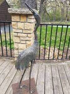 lot 10 image: Bronze Pair of Sandhill Cranes Outdoor Garden Statues