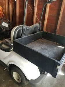 lot 7 image: Yamaha YDRE 48V Electric Golf Cart