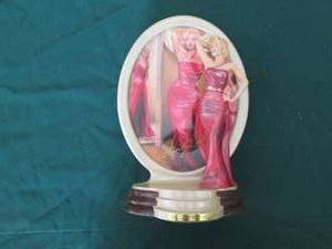 lot 159 image: Marilyn Monroe (The Bradford Exchan...