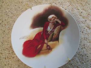 lot 32 image: Marilyn Monroe (The Bradford Exchan...