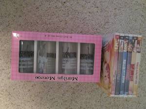lot 69 image: Marilyn Monroe Puzzle & Calendars ...