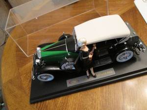 lot 88 image: 1934 Duesenberg Collectable Car Wit...