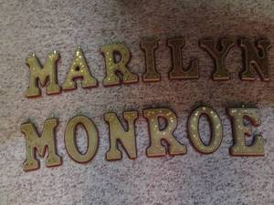 lot 104 image: Marilyn Monroe Handmade Letters Se...