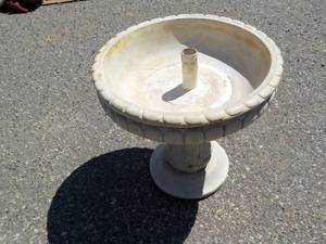 lot 44 image: Birdbath- heavy but not cement...
