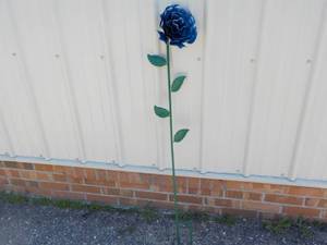 lot 53 image: Blue Flower on Stand 50 tall...