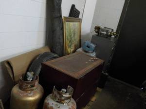 lot 82 image: Corner Lot of Unclaimed Merchandise...