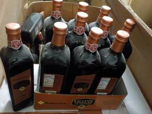 lot 111 image: 10 Bottles Balsamic Vinegar of Mode...