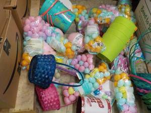 lot 117 image: Large Amount of Easter Accessories...