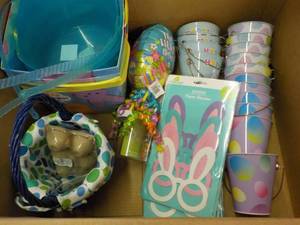 lot 122 image: Easter Accessories...