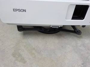 lot 132 image: Epson Projection needs bulb Power...