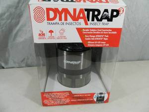 lot 9 image: Dynatrap Mosquito Flying Insect Trap