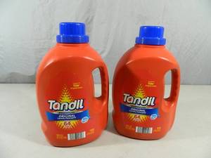 lot 36 image: 2 New Jugs of Laundry Detergent