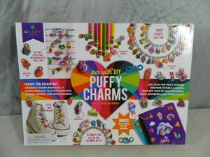 lot 40 image: New DIY Puffy Charms Craft Kit