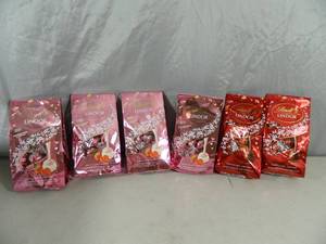 lot 87 image: 6 New Bags of Lindt Lindor Truffles