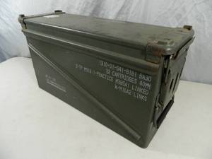 lot 112 image: US Military Surplus 40mm Ammo Can