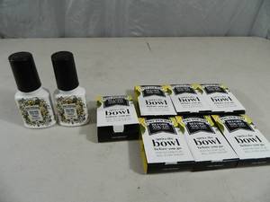 lot 141 image: New Poo-Pourri Sprays