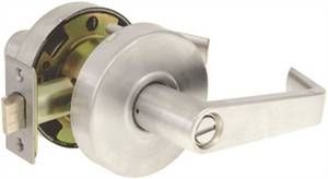 lot 872 image: 4 - Us Lock 2050 Series Privacy Lever Monterey 2-34 Backset Dull Chrome u015922