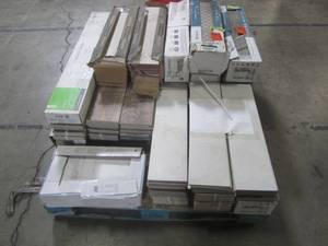 lot 315 image: WHOLESALE MIXED PALLET OF MISCELLANEOUS TILE