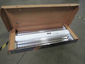 lot 228 image: Lithonia Lighting High Bay Industrial 6-Light Grey Hanging Fluorescent Fixture, IB 632 MVH - May have slight dingsbend corners.