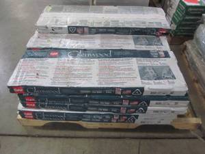 lot 325 image: Entire Pallet - Glenwood Weathered Wood Ultra Premium Lifetime Architectural Shingles (11.1 sq. ft. per Bundle) 16 Cases 0677900