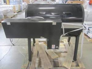 lot 326 image: Weber SmokeFire 1008-sq in Black Pellet Grill 23510001L