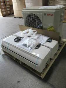 lot 13 image: Bosch Climate 5000 ENERGY STAR 2-Zone 18,000 BTU 1.5 Ton Ductless Mini Split Air Conditioner with Heat Pump 230-Volt, 2 Indoor Units With Remotes - Missing Coils.