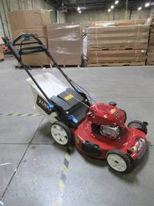 lot 16 image: Toro 22 in. Recycler SmartStow Personal Pace Variable Speed High-Wheel Drive Walk Behind Gas Mower 20340 - Starts, SHAKES WHEN RUNNING.
