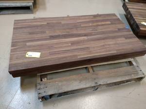 lot 47 image: Black Walnut Butcher Block Oil Rubb...
