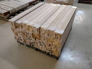 lot 131 image: Approx. (800) Red Oak Sticks, Appro...