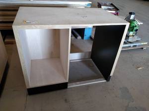 lot 261 image: Cabinet, 46x27x37...