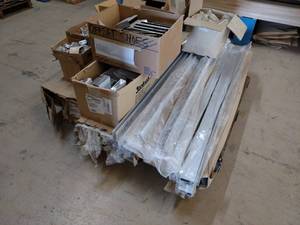 lot 341 image: Asstd Bathroom Partition Panel Mou...