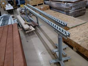 lot 426 image: (2) Mallard Roller Conveyors, 15x3...