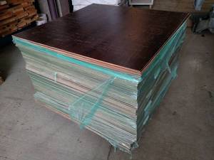 lot 429 image: Red Oak Panels, Finished One Side, ...