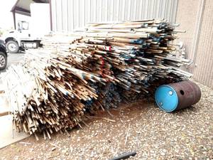 lot 453 image: Approx 10-12 Bundles Hardwood Drops...