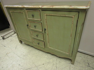 lot 506 image: DECORATIVE BUFFET