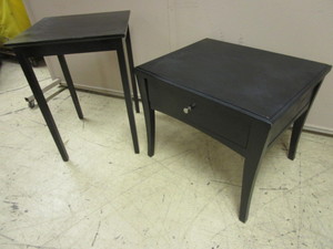 lot 515 image: SOLID WOOD END TABLES
