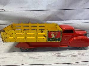 lot 5 image: 1940s Red & Yellow Marc Coca Cola 20 Truck