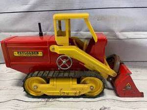 lot 11 image: 1950s Nylint Hough Payloader Tractor Shovel 16 Long