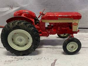 lot 26 image: McCormick International 340 Utility Tractor