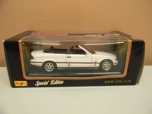 MAISTO 1993 BMW 325I 118 SCALE DIE CAST SPECIAL EDITION REPLICA - NEW IN BOX - SEE PICTURES