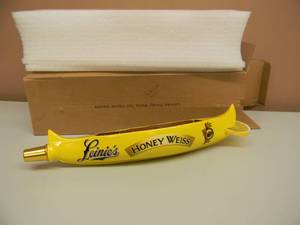 NEW OLD STOCKIN THE BOX  LEINENKUGELS HONEY WEISS TAP HANDLE - NEW NEVER USED - APPROX 14 TALL - SEE PICTURES