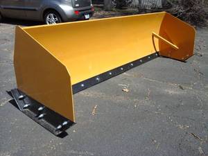 lot 701 image: 10 Snow Pusher (Skid Steer Attachment)