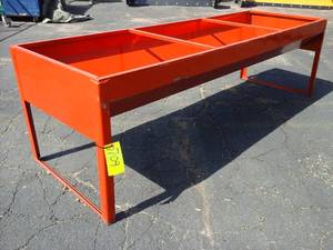 lot 709 image: Large Livestock TroughRaised Flower Bed