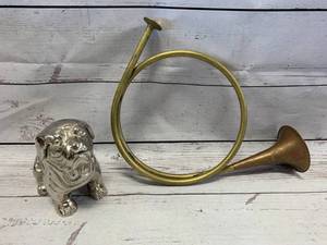 lot 15 image: Antique Brass Horn & Metal Bulldog