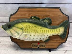 lot 19 image: Big Mouth Billy Bass