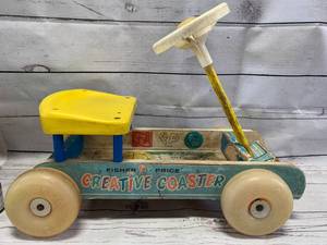 lot 27 image: Fisher Price Creative Coaster Ride Toy