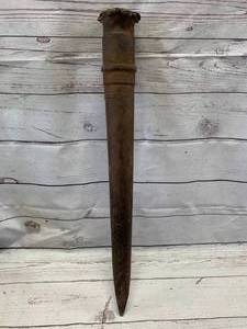 lot 42 image: 2 Foot Long Antique Circus Tent 20 Pound Stake