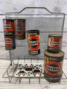 lot 43 image: Vintage Wynns Automotive Vehicle Fluids